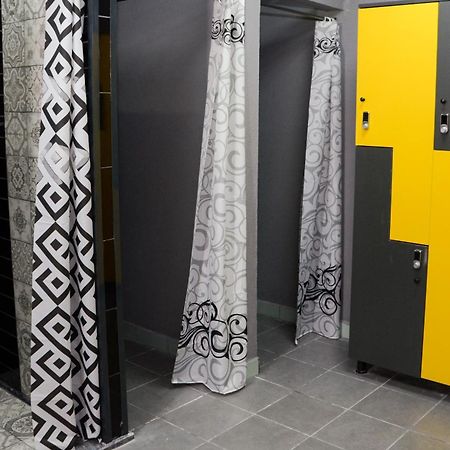 Mills Hotel Текидраг Екстериор снимка