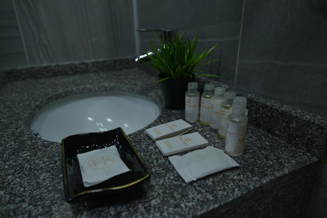 Mills Hotel Текидраг Екстериор снимка