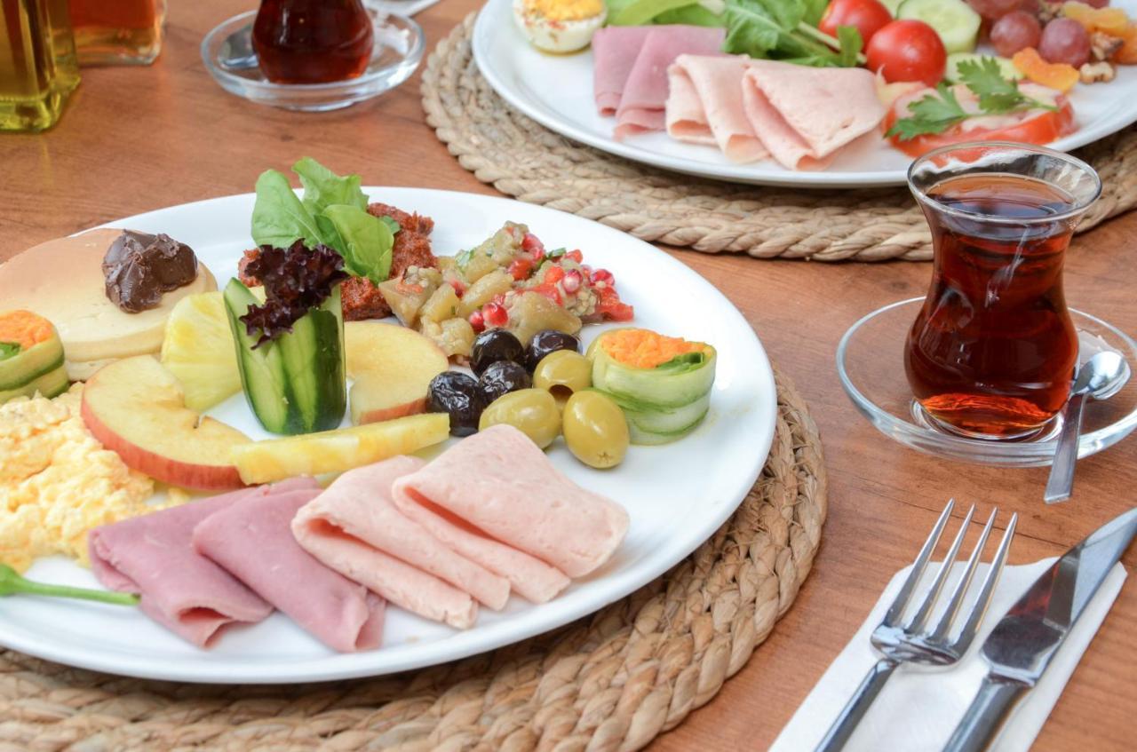 Mills Hotel Текидраг Екстериор снимка